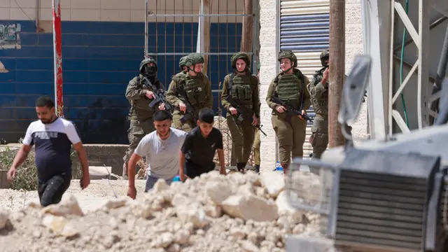 Lagi, Israel Usir Warga Palestina dari Kamp Pengungsi Tulkarem di Tepi Barat