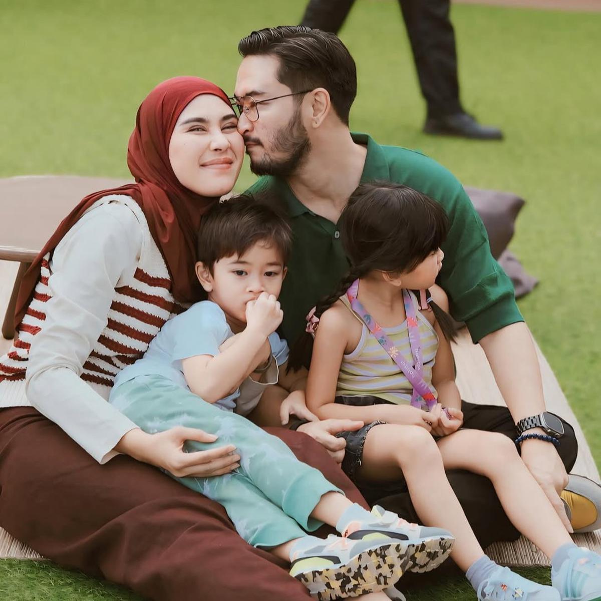 Potret Harmonis Keluarga Syahnaz Sadiqah dan Jeje Govinda