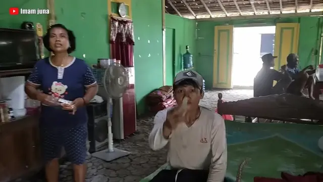 Potret rumah Pratama Arhan sebelum direnovasi (Sumber: Youtube/ Imam Juna)