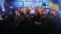 Band dari Malang turut memeriahkan HUT ke-29 Arema yang berlangsung di Jakarta. (Bola.com/Gerry Anugrah Putra)