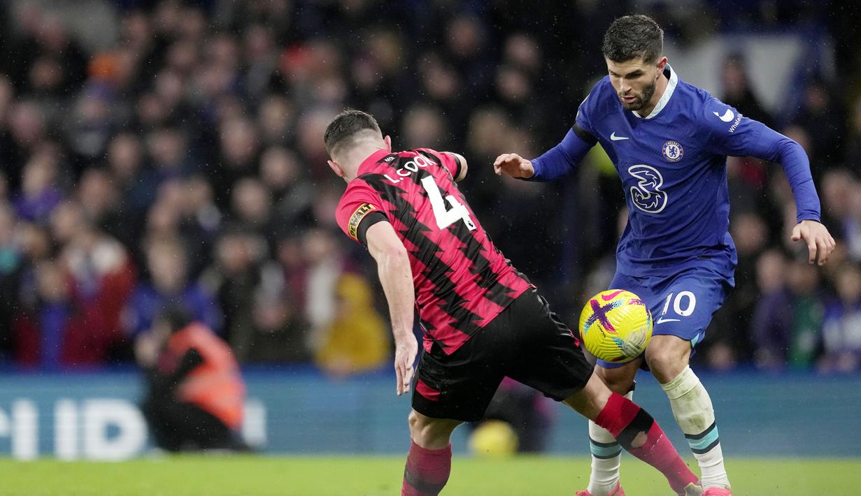 Bournemouth bukan tanpa perlawanan, Ryan Christie dan kawan-kawan punya kesempatan dan beberapa kali mampu menerobos hingga kotak penalti The Blues. (AP Photo/Kin Cheung)