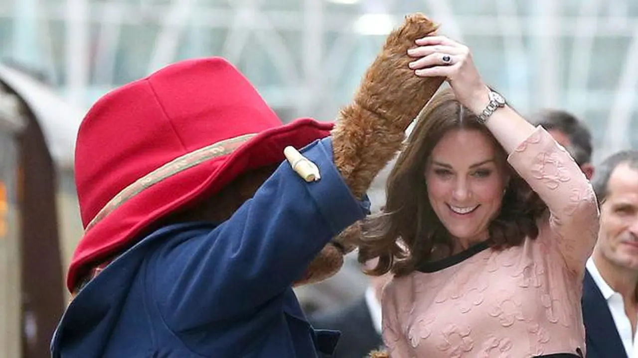 Mengapa Kate Middleton Tak Pernah Kenakan Cat Kuku di Depan Umum?