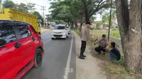 Pria Tergeletak di Jalan Bikin Heboh Warga, Dikira Kecelakaan Ternyata ODGJ Lagi Tidur