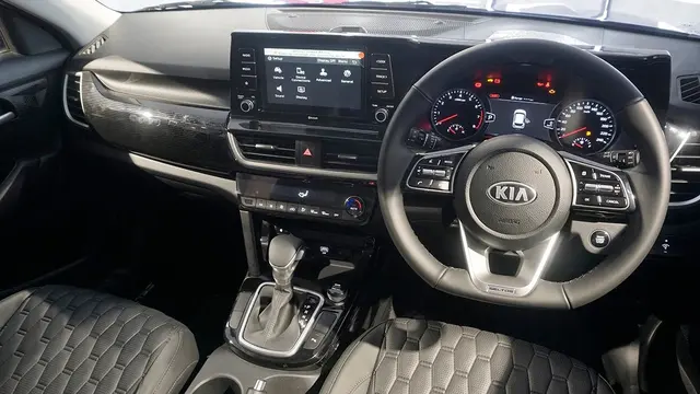 Test drive Kia Seltos di Jakarta Utara