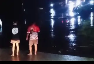 Banjir bandang atau galodo menerjang Kabupaten Solok, Sumatera Barat. (Dok. Istimewa/Tangkapan Layar)