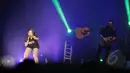 Pemilik nama lengkap Jessica Ellen Cornish tersebut tampil atraktif di atas panggung Java Jazz Festival 2015, JIExpo Kemayoran, Jakarta, Minggu (8/3/2015). (Liputan6.com/Faizal Fanani)