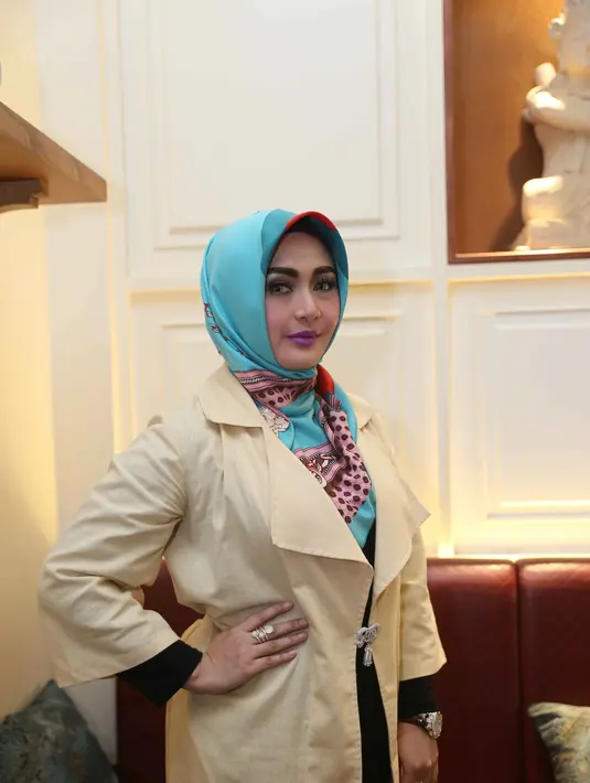 Perempuan kelahiran Yogyakarta 37 tahun silam ini juga tidak takut kehilangan rezeki saat tidak lagi terjun di dunia entertainment. (Nurwahyunan/Bintang.com)