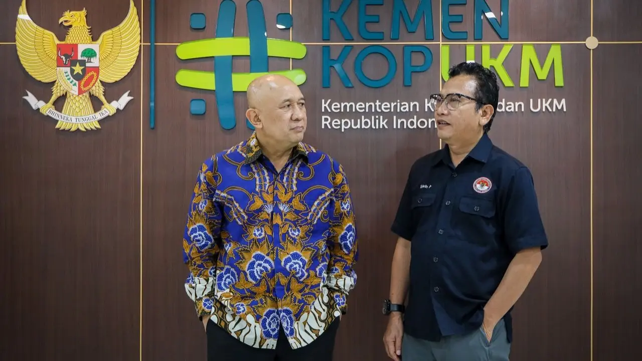 Menteri Koperasi dan UKM Teten Masduki bertemu dengan Wakil Ketua LPSK Edwin Partogi. (Dok KemenkopUKM)