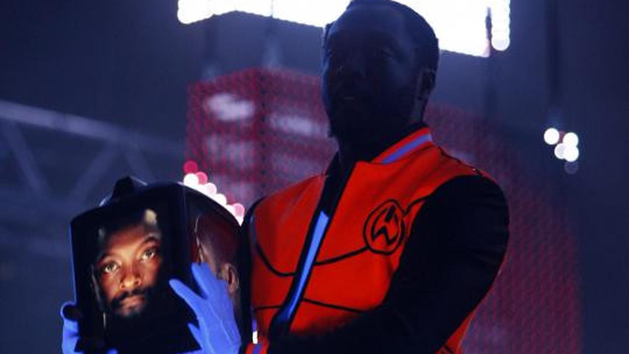 Will.I.am sulap iPad jadi topeng hidup