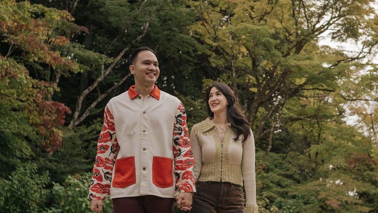 5 Artis yang Dilamar Usai Pacaran Lama, Termasuk Nadin Amizah yang Kini Jadi Sorotan