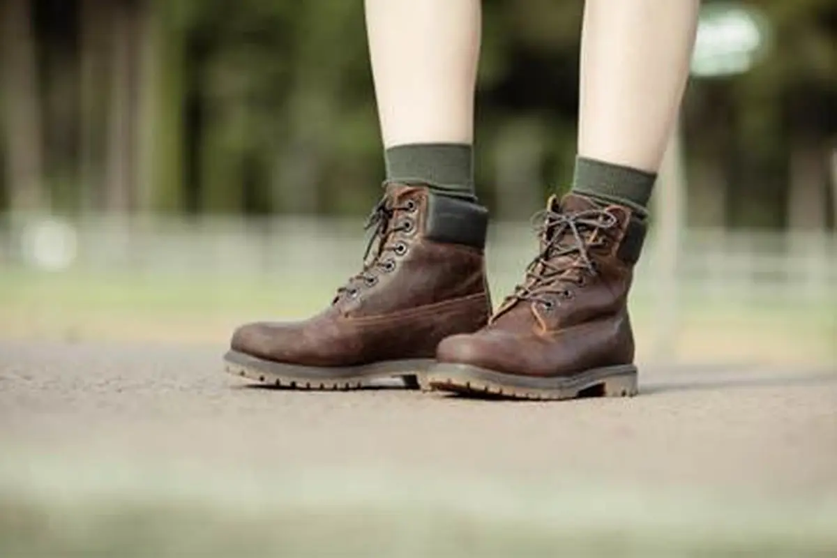 5 Cara Mudah Memilih Sepatu Boot yang Nyaman dan Stylish