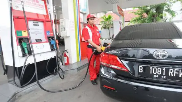 Harga Pertamax Naik. merdeka.com/dok