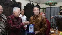 Wakil Ketua MPR RI Ahmad Basarah bersama Center for Dialogue and Cooperation Among Civilization, Prof Din Syamsuddin.