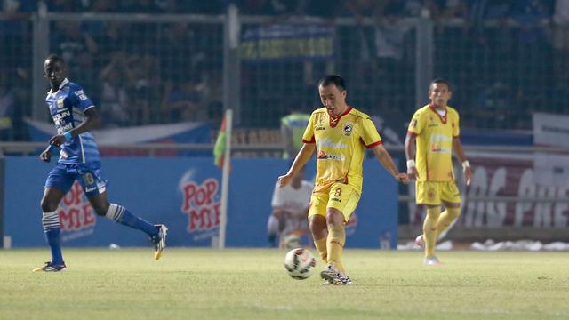 Yu Hyun-Koo, Sriwijaya FC, Nick Hanoatubun, Bola.com
