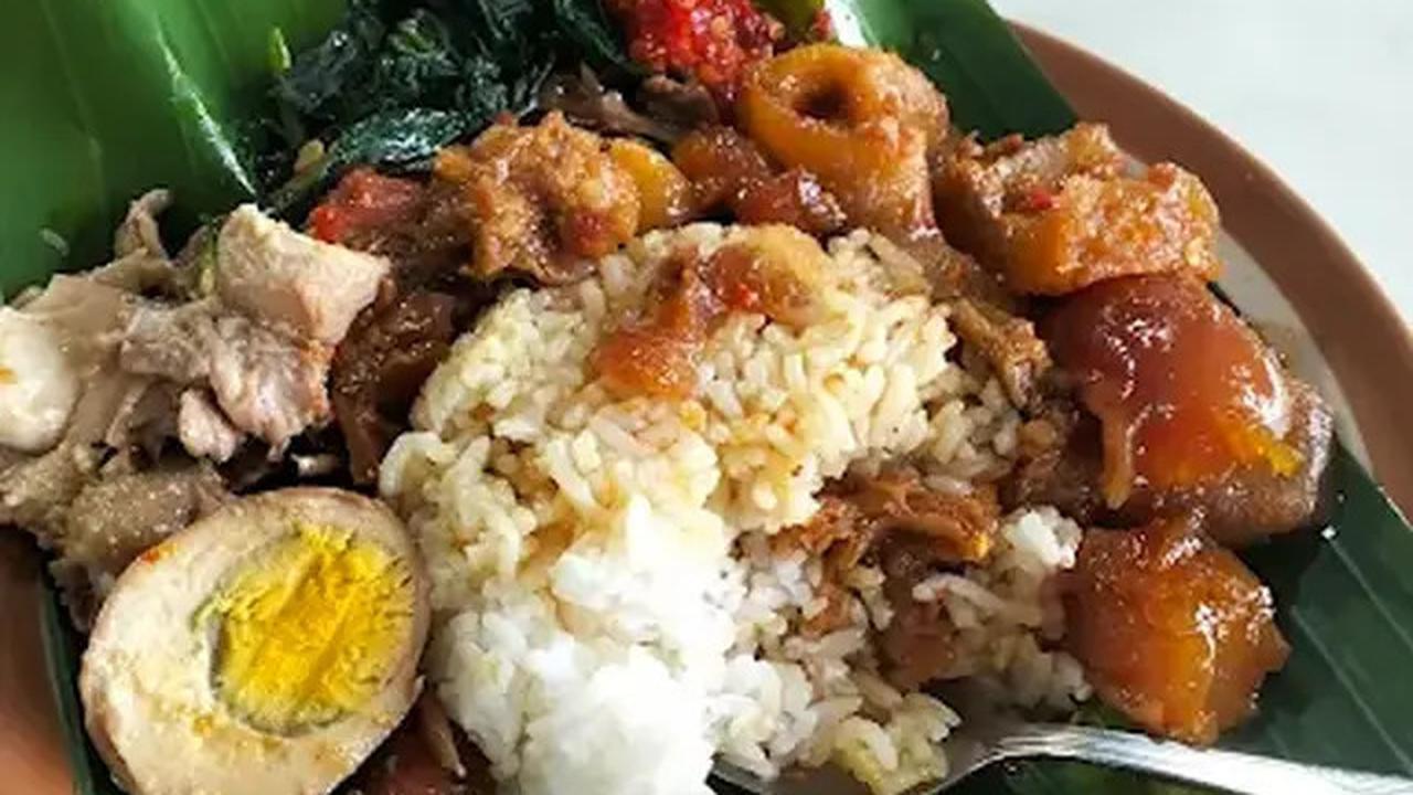 Nasi Gudeg Koyor Bu Yanti -