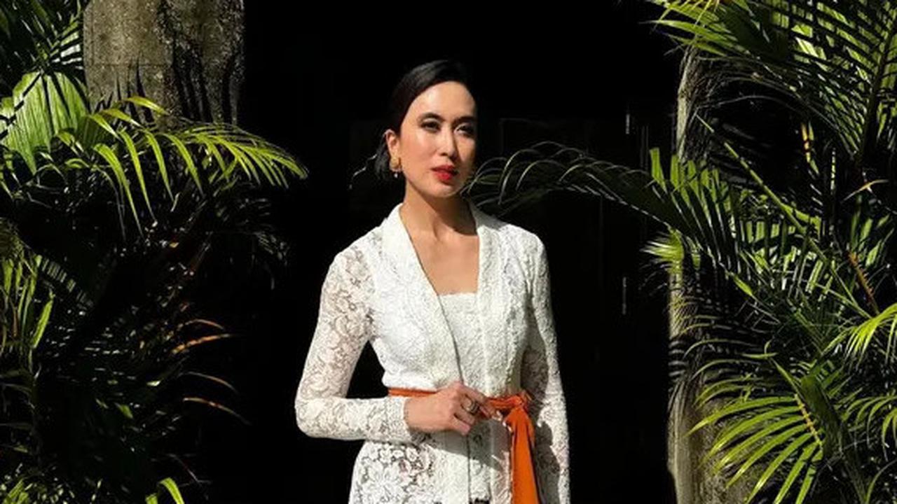 Meski Tajir Melintir, Menteri Pariwisata Widiyanti Putri Selalu Tampil Sederhana  dan Elegan