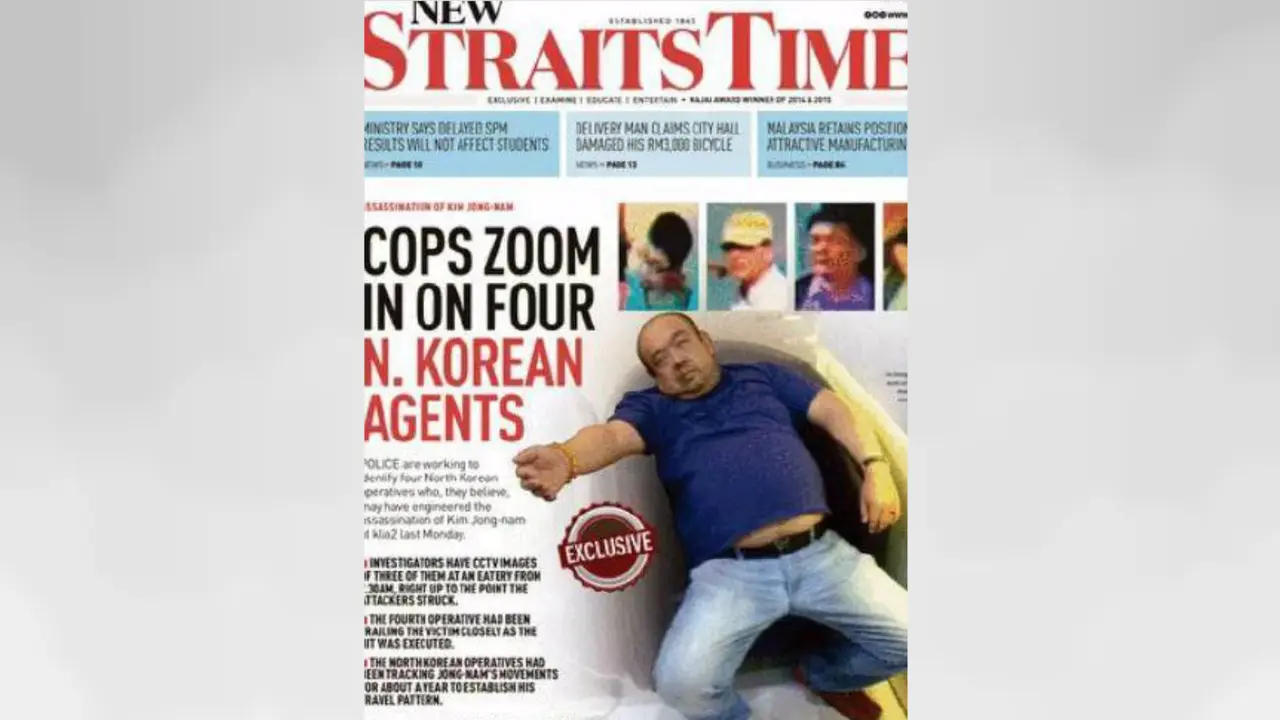 Sebuah surat kabar Malaysia memuat foto Kim Jong-nam yang sudah dalam kondisi tak berdaya di sampul depannya