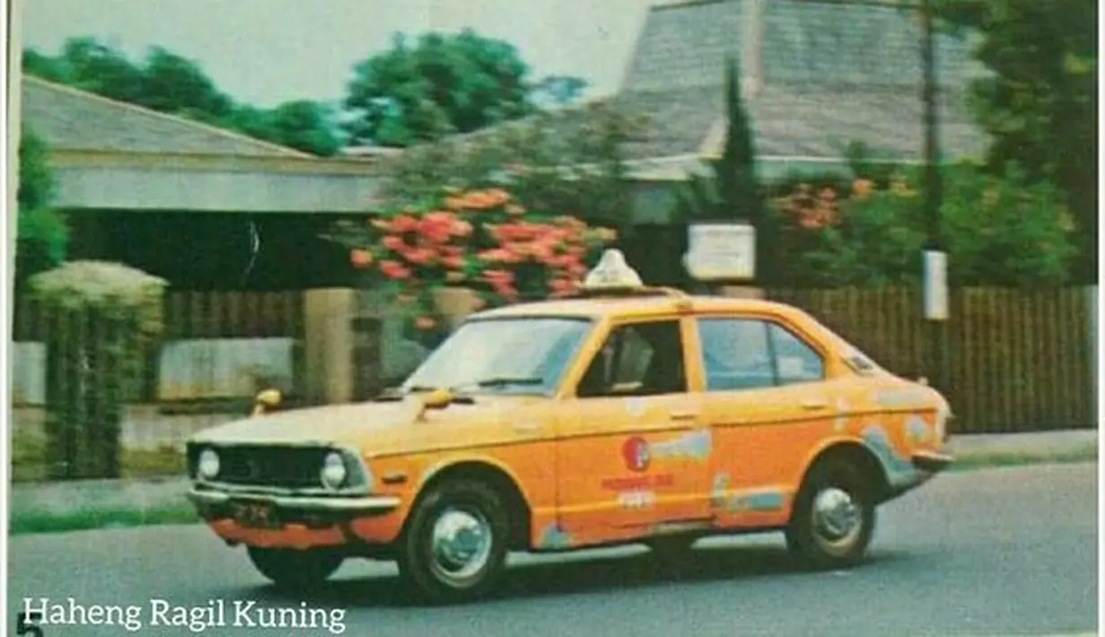 President Taxi masih menggunakan Toyota Corolla "betawi". (Source: id.pinterest.com)