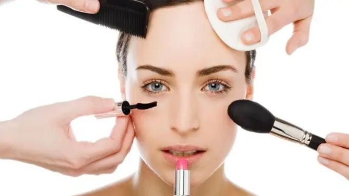 Girls, Ingin Menyamar Menjadi Pria? Ini Tutorial Makeupnya