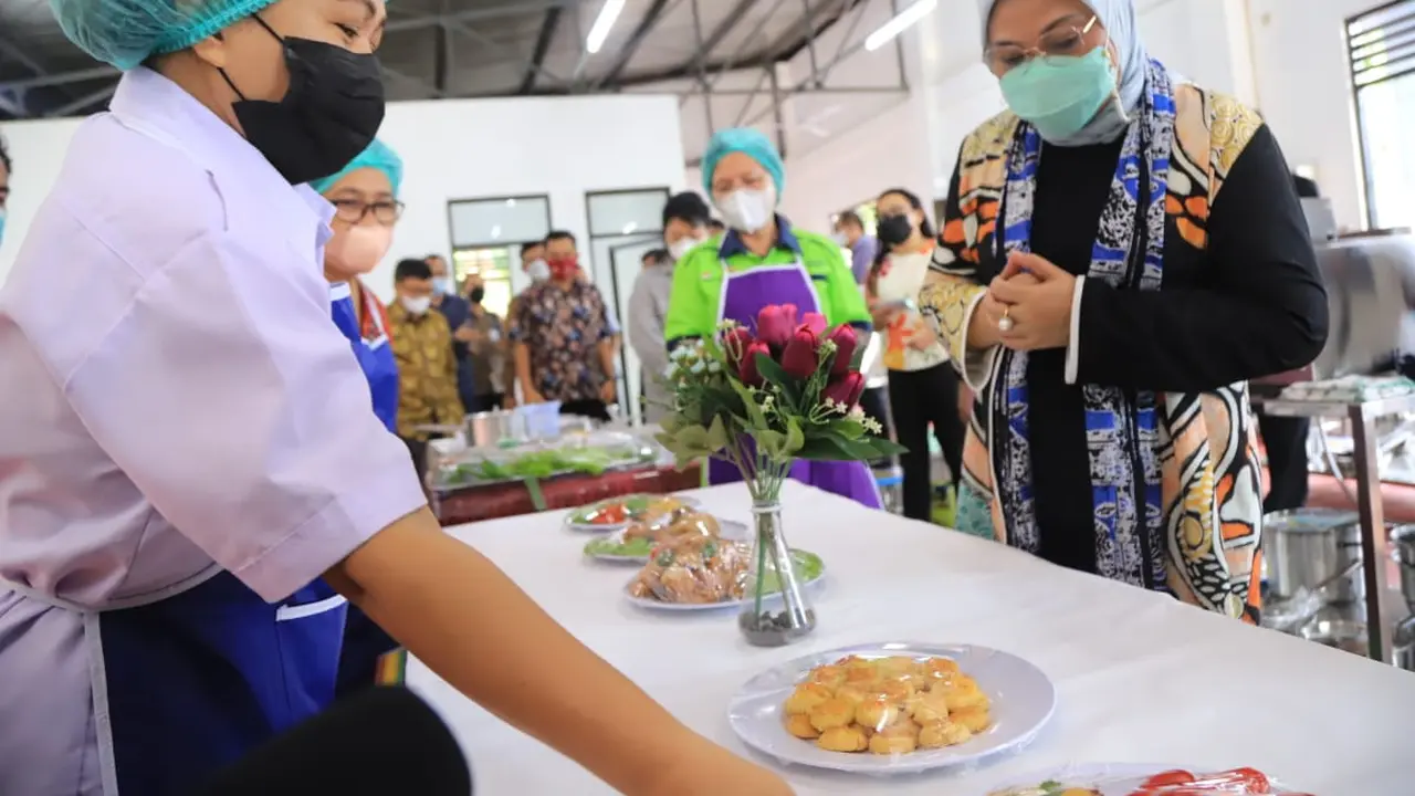 Dukung Pembangunan SDM Kompeten di Minahasa Utara, Menaker Ida Resmikan BLK Komunitas