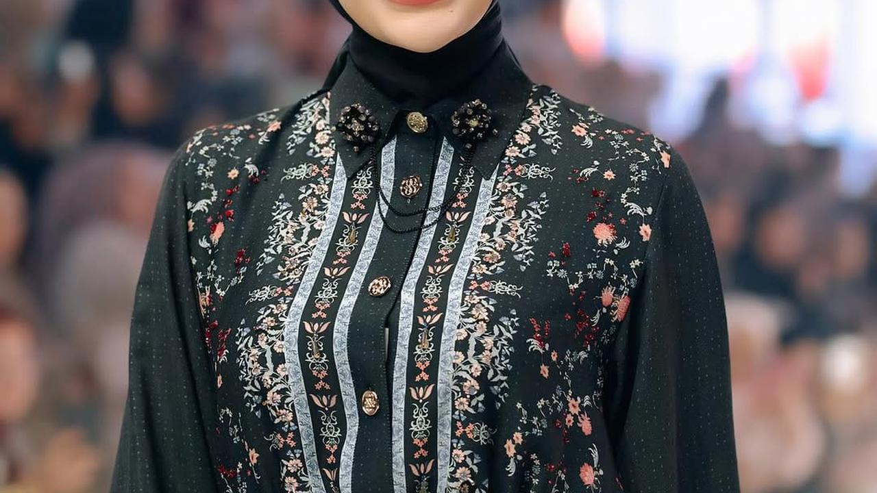 5 Gaya Hijab ala Aurel Hermansyah Cocok untuk Inspirasi Lebaran