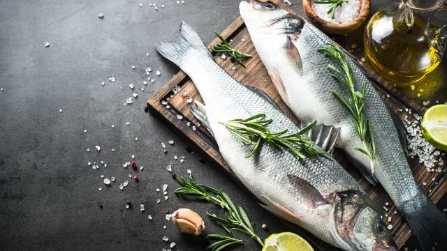 4 Cara Menyimpan Ikan Segar Agar Tak Mudah Busuk Lifestyle Fimela Com