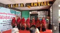 Sekolah Lansia Hebat Mentari diresmikan pada 15 Mei 2023 dan merupakan besutan dari Badan Kependudukan dan Keluarga Berencana Nasional (BKKBN) Bangka Belitung. Foto: BKKBN.