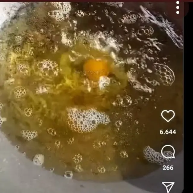 6 Potret Telur Mata Sapi Terendam Minyak Ini Bikin Senyum Kecut