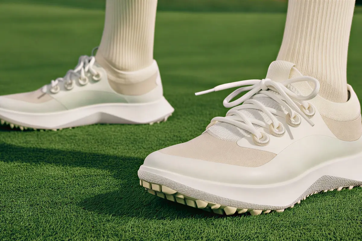 Allbirds: Shoe Manufacturer Shifts to AI Infrastructure, Renames to NewBird AI