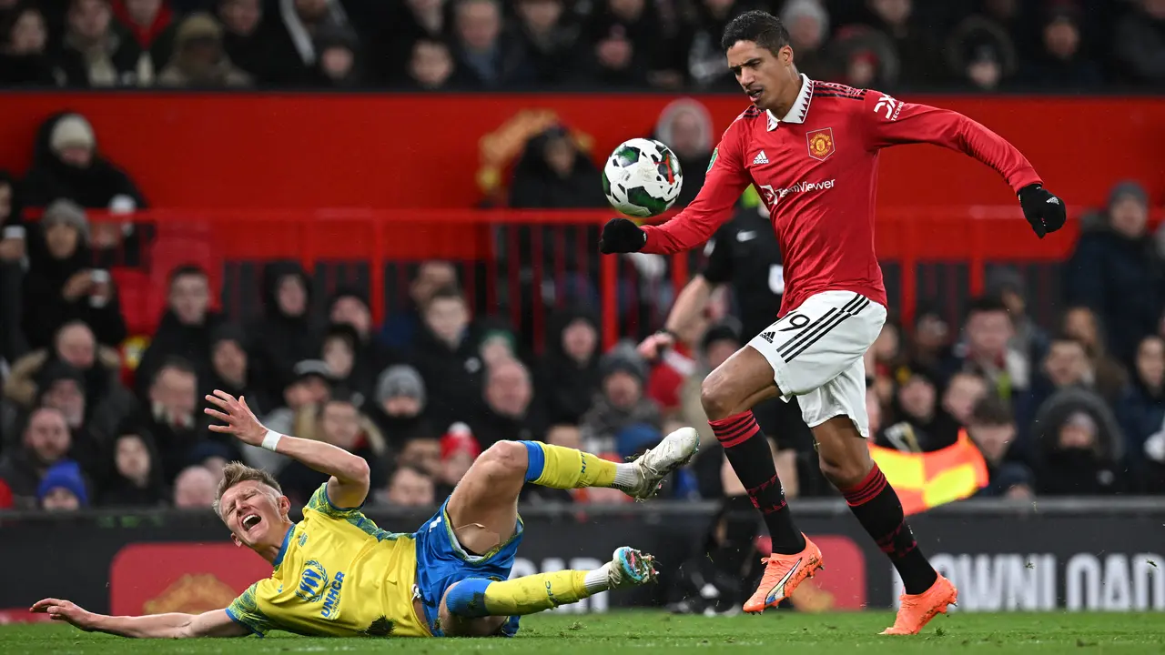 Pensiun dari Timnas Prancis, Raphael Varane Ingin Fokus di Klubnya Manchester United