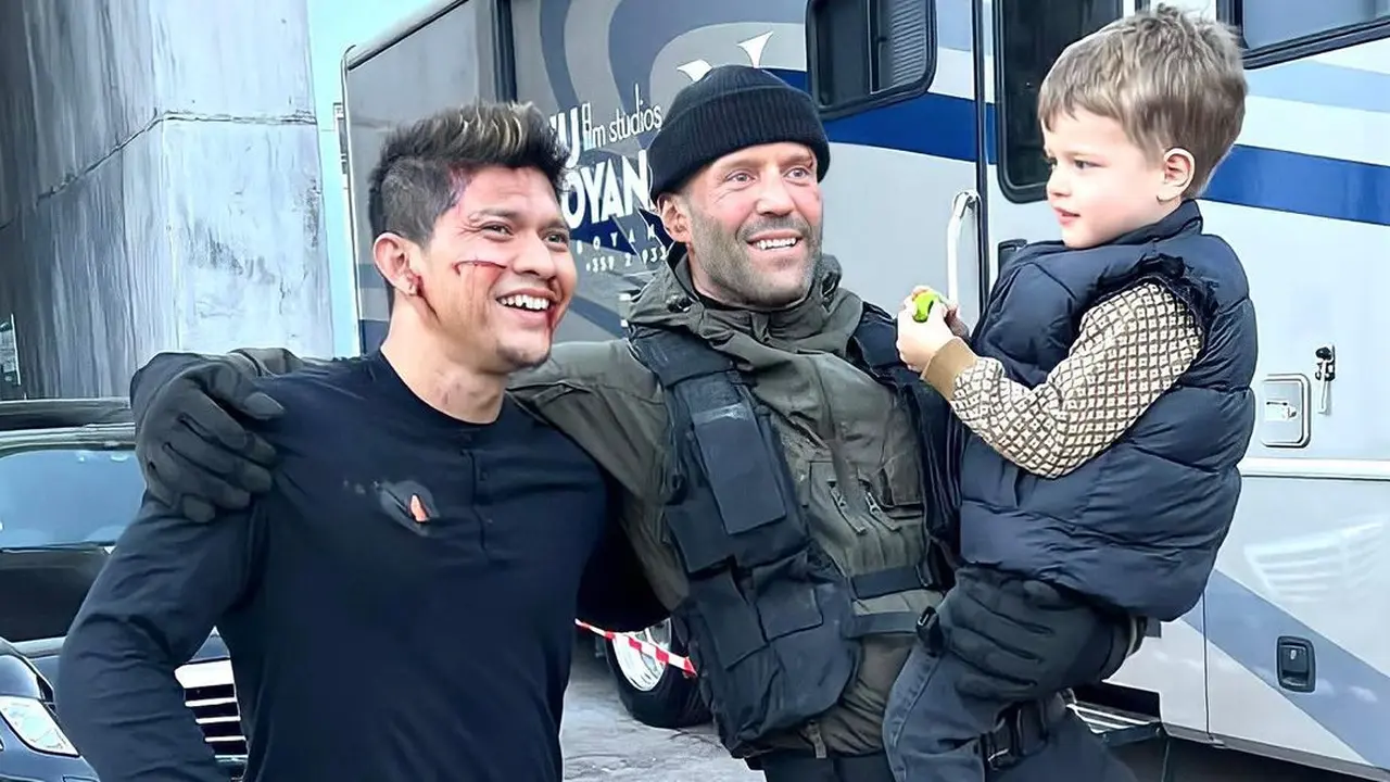 Iko Uwais bersama Jason Statham. (instagram.com/iko.uwais)