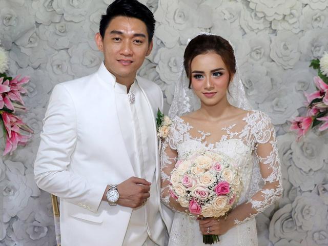 4 Fakta Istri Ifan Seventen Dylan Sahara Yang Meninggal Diterjang Tsunami News Liputan6 Com