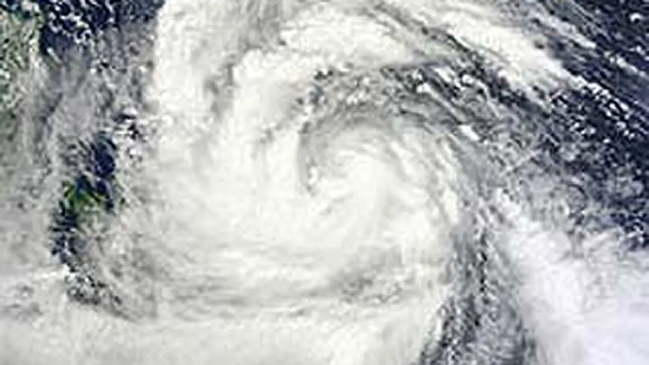 110928dbadai-nesat.jpg