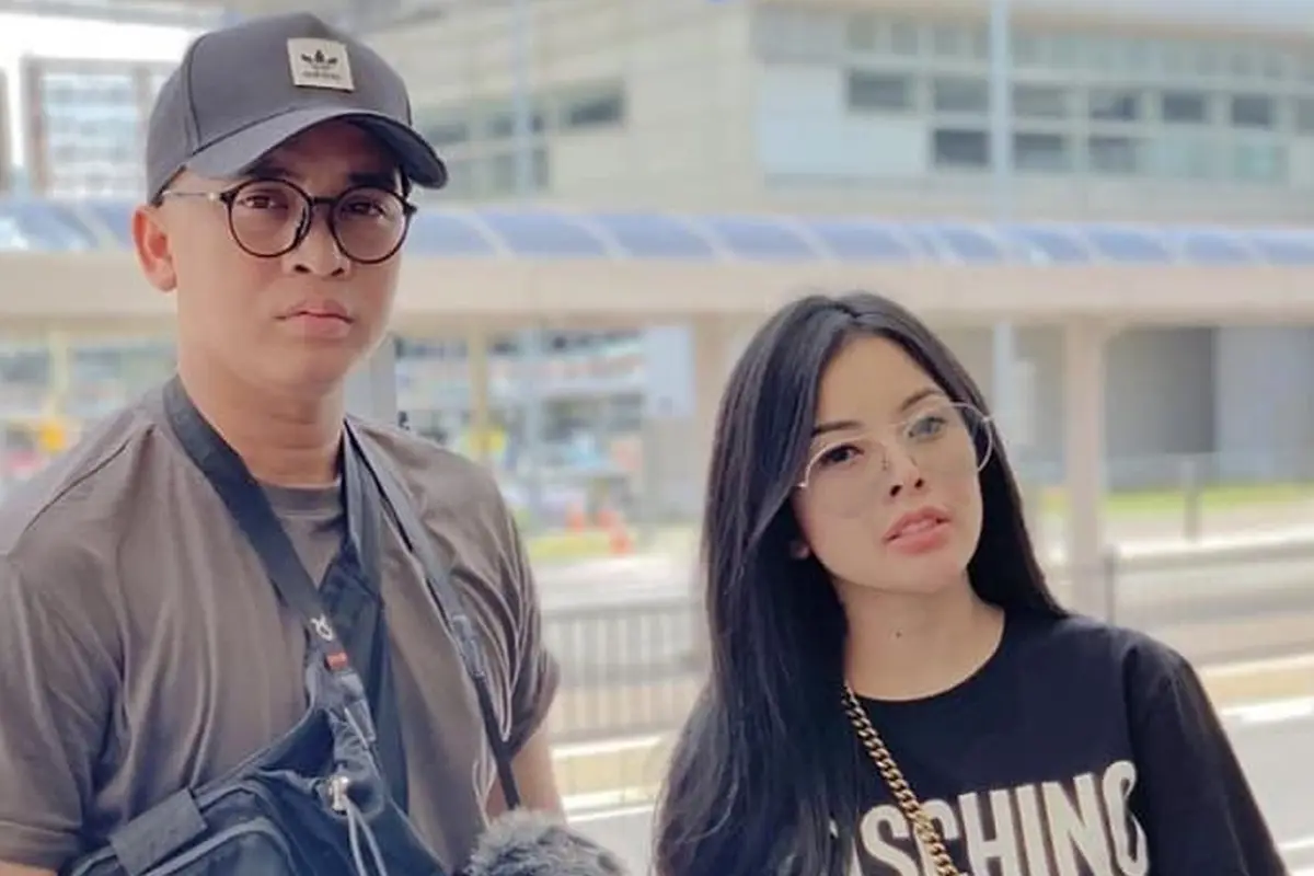 5 Momen Mesra Billy Syahputra dan Elvia Cerolline, Beda Keyakinan Tak Jadi Kendala