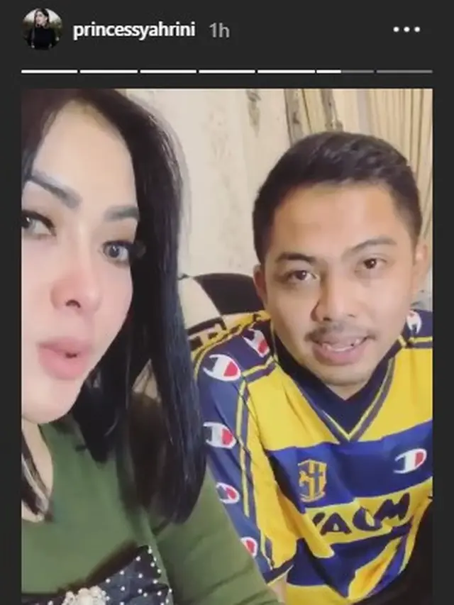Penjelasan Syahrini soal kalimat "Cintaku Kandas" di Insta Stories (Instagram)