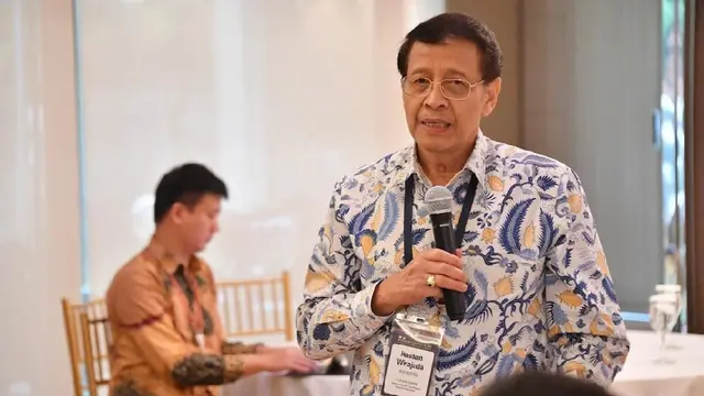 Dr N Hassan Wirajuda dalam acara Diskusi Pagi "Indonesia Best Professional Program" pada 26 Juni 2023 di KBRI Seoul. (Dok KBRI Seoul)