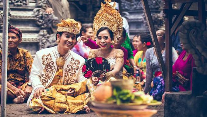 Baju Pengantin Adat Riau