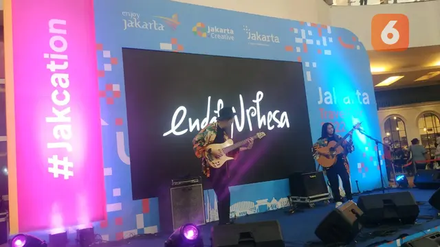Endah and Rhesa di Jakarta Travel Fair Makassar (Liputan6.com/Fauzan)