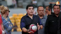 Petuah Singkat Maradona Bagi Anak-Anak Indonesia