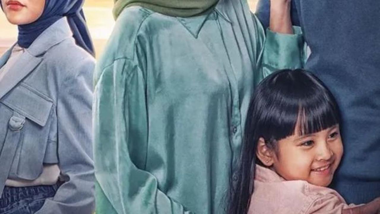 Saksikan "Ipar Adalah Maut" di bioskop mulai 13 Juni 2024 untuk mengikuti kisah Nisa dalam mempertahankan rumah tangganya di tengah badai konflik.