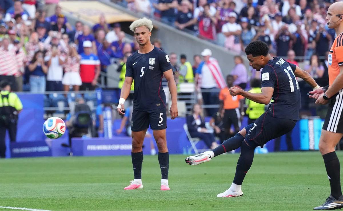 FOTO: Amerika Serikat Tersingkir Belgia Tantang Spanyol di Perempat Final