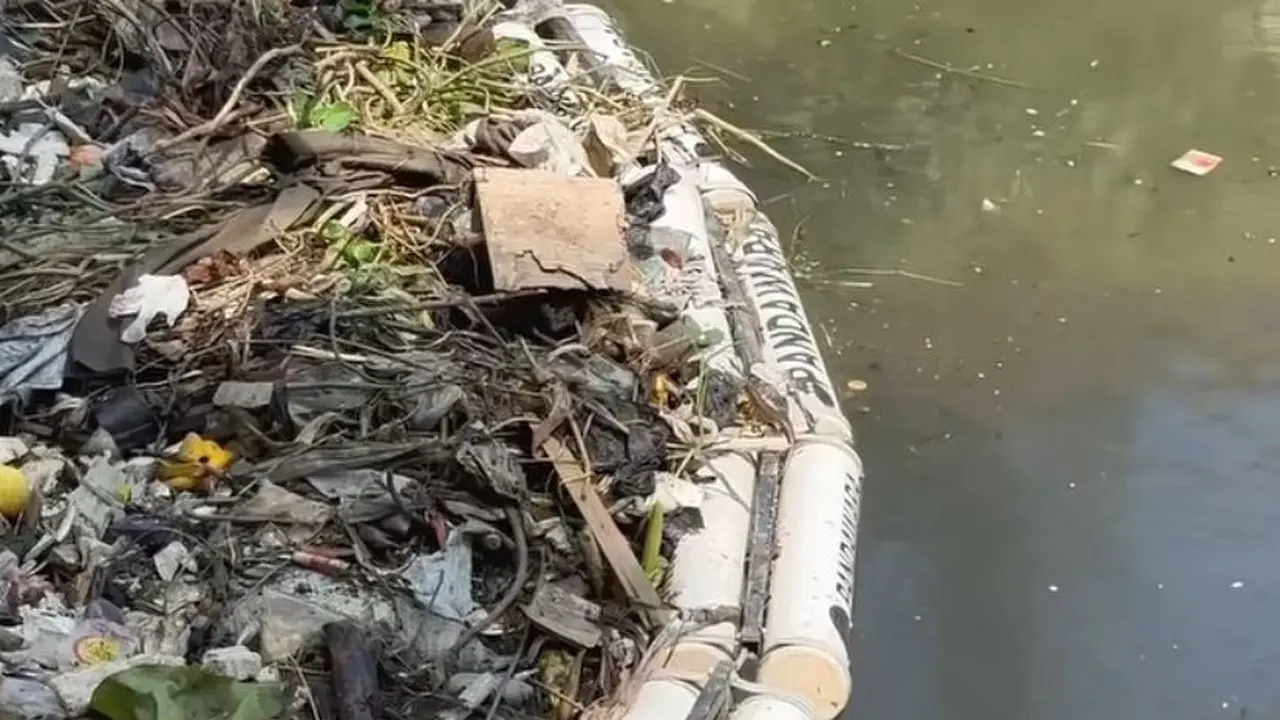 Besi Penghalang Sampah Pandawara Dicuri