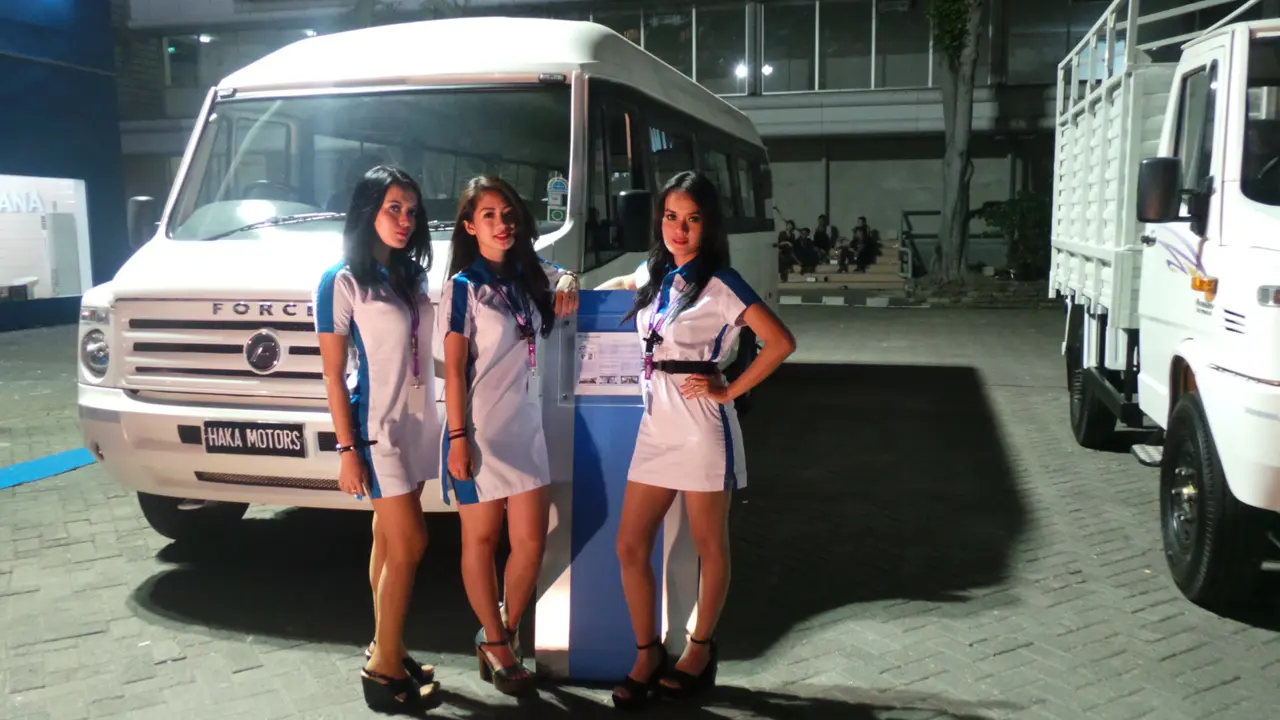 Debut Perdana di IIMS, Haka Force Tawarkan Bus Rp 250 Juta