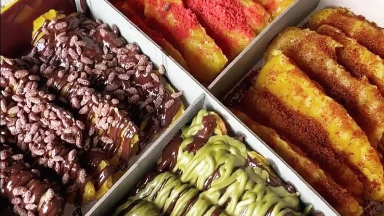 Pertama kali Yongki berjualan, respon masyarakat sangat bagus. Pisang keju yang dijual Yongki habis.