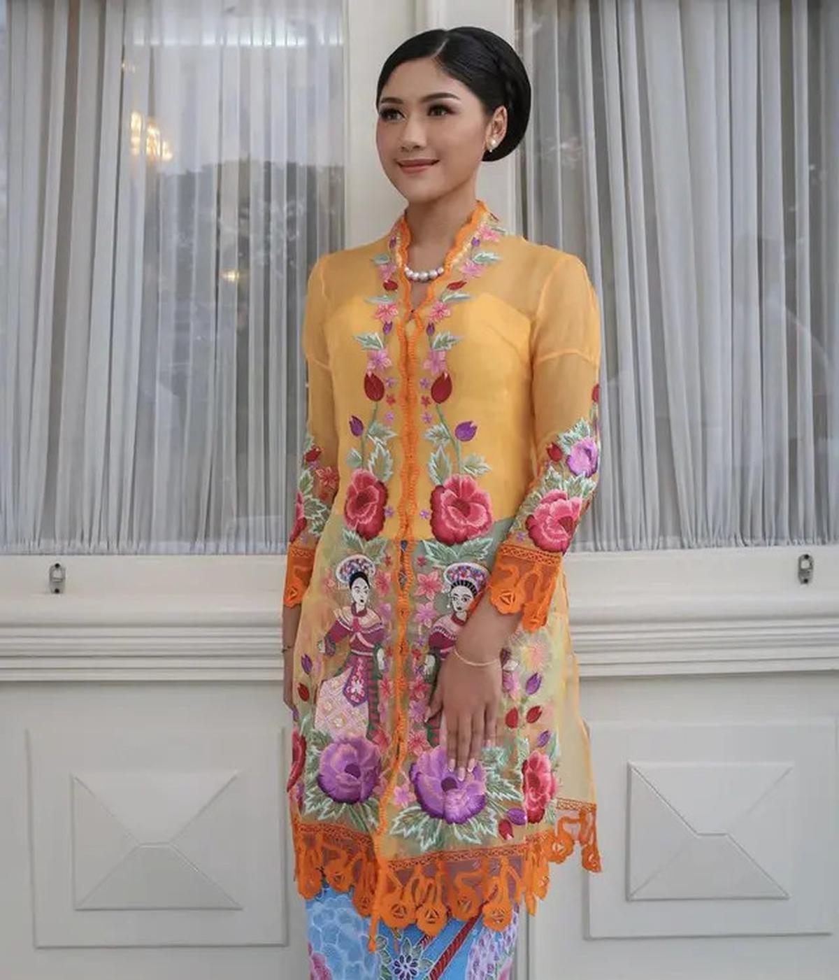 5 Model Kebaya Modern Simple tapi Mewah April 2025