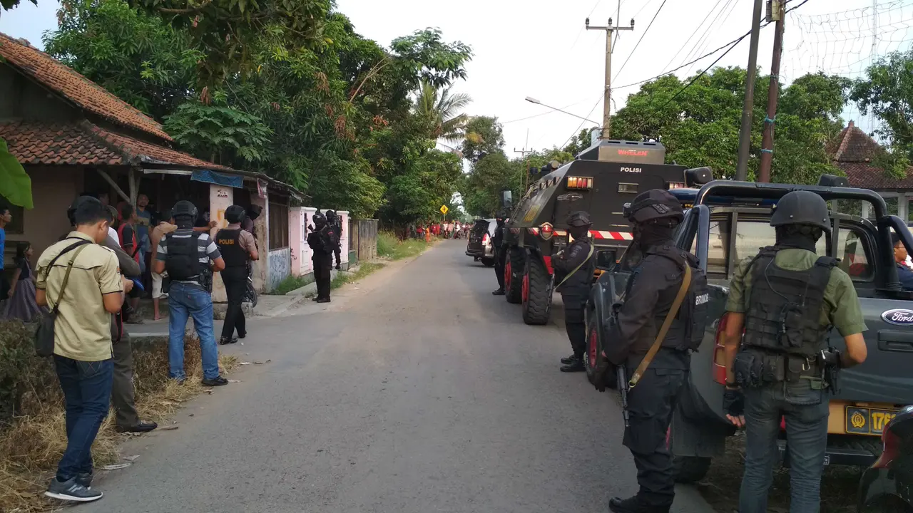 Terduga Teroris Ditangkap di Cirebon Saat Akan Isi Air Galon