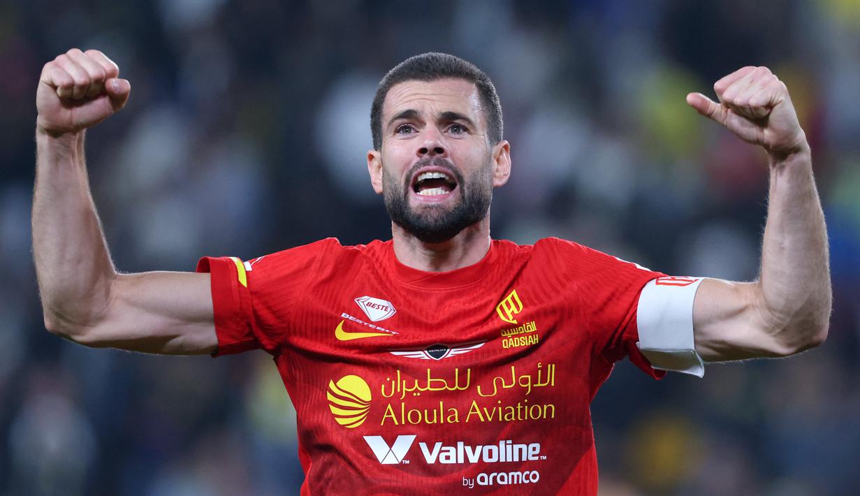 Al-Nassr takluk 1-2 dari Al-Qadisiyah di Stadion Al Awwal Park, Jumat (9/1/2026) dini hari WIB. (AFP/Fayez Nureldine)