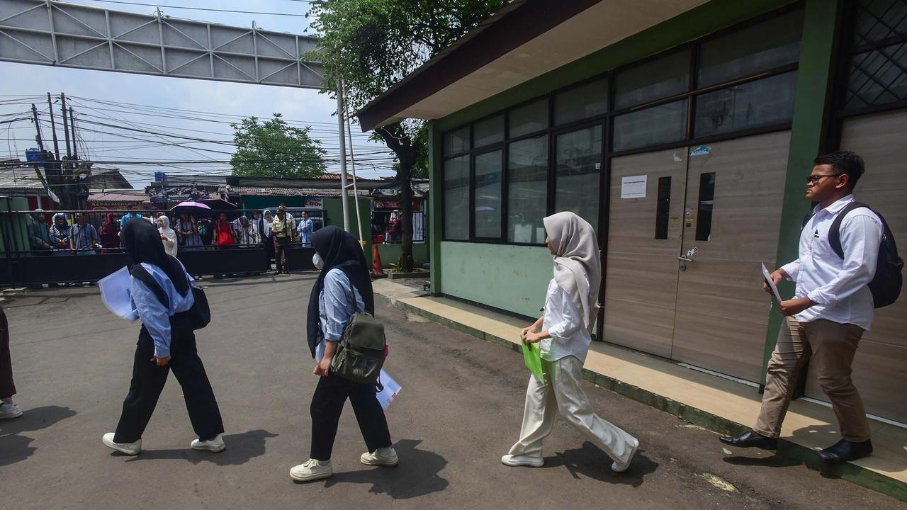 FOTO: Antusias Peserta Ikuti UTBK SNBT 2026 di Kampus UPN Veteran Jakarta