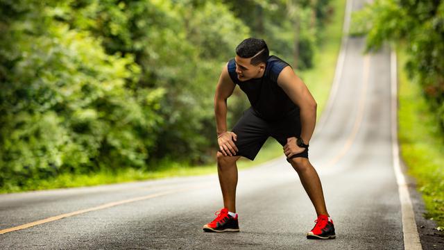 Habis Main Sepak Bola Kok Malah Loyo? Ini Lho Trik Bikin Badan Kembali Bugar ala Atlet Bola Profesional