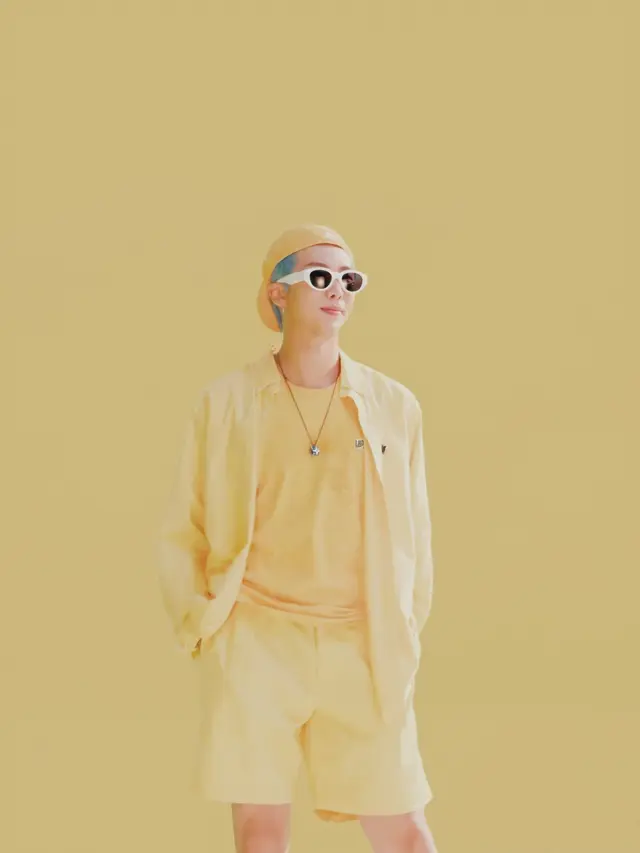 RM dalam video klip Dynamite/dok. Pinterest